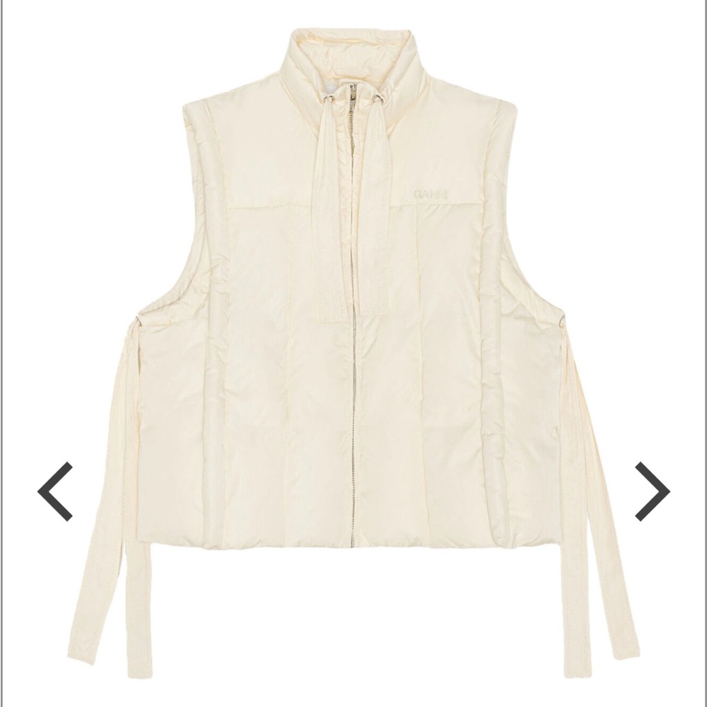 BRAND NEW WITH TAG GANNI OVERSIZED SHINY PUFF VEST in buttercream